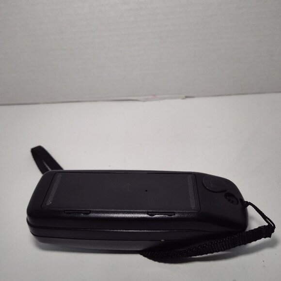 Lowrance GlobalNav 12 Channel Handheld GPS Receiver Tested Working VERY CLEAN - Picture 4 of 5